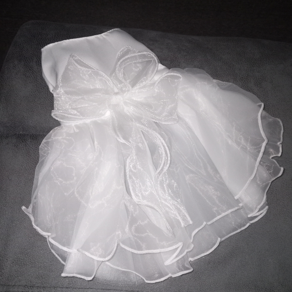 New dog wedding dress with tulle